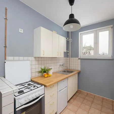 Apartamento Bright Danilowiczowska Near Ogrod Saski And Old Town By Renters