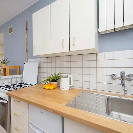 Bright Danilowiczowska Near Ogrod Saski And Old Town By Renters * Varsovia