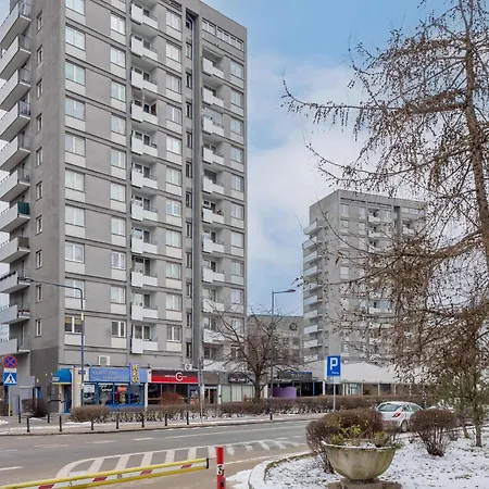 Bright Danilowiczowska Near Ogrod Saski And Old Town By Renters *