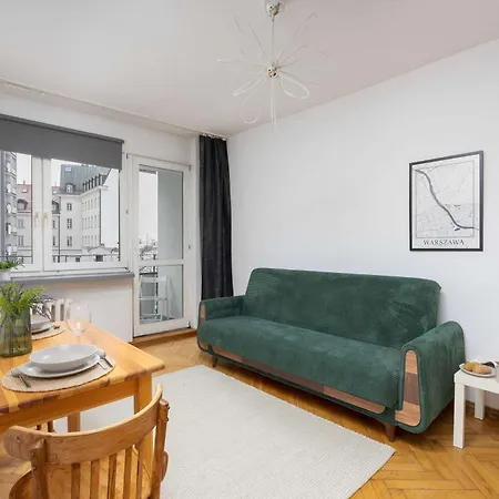 Bright Danilowiczowska Near Ogrod Saski And Old Town By Renters Appartement *