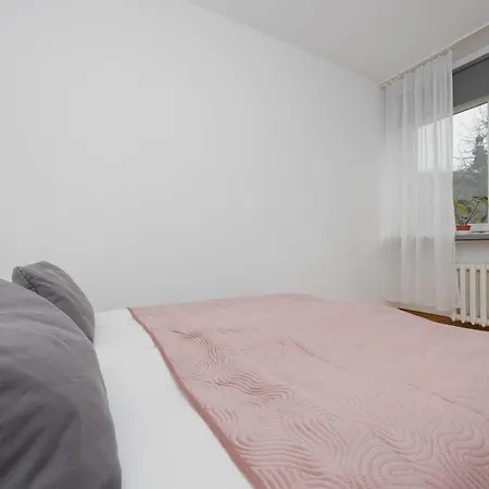 Bright Danilowiczowska Near Ogrod Saski And Old Town By Renters *